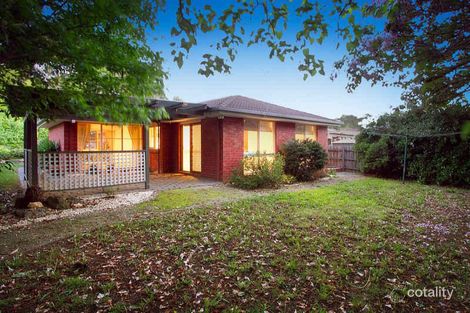 Property photo of 12 Coolabah Grove Berwick VIC 3806