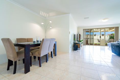 Property photo of 11/11 Longhurst Way Queens Park WA 6107
