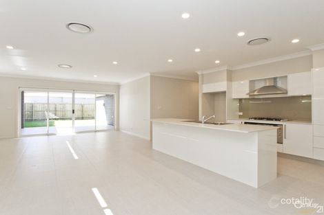 Property photo of 5 Village Grove Caves Beach NSW 2281