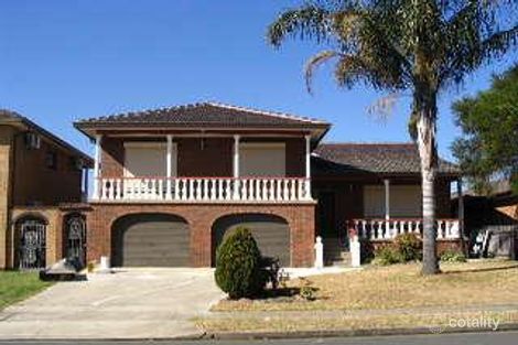 41 St Kilda St, St Johns Park, NSW 2176