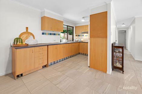 Property photo of 2 Pauline Place Highland Park QLD 4211