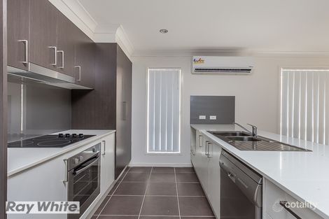 Property photo of 8 Dickson Crescent North Lakes QLD 4509