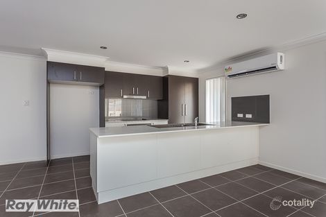 Property photo of 8 Dickson Crescent North Lakes QLD 4509