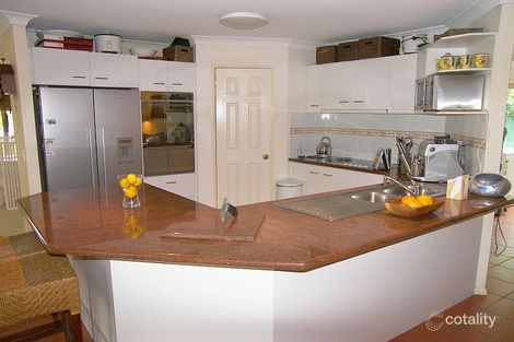 Property photo of 37 Gibson Crescent Bellbowrie QLD 4070