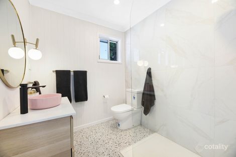 Property photo of 14 Allden Avenue Labrador QLD 4215