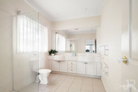 Property photo of 3 Hyacinth Rise Narre Warren South VIC 3805