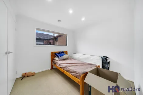 Property photo of 1 Mapleton Way Tarneit VIC 3029