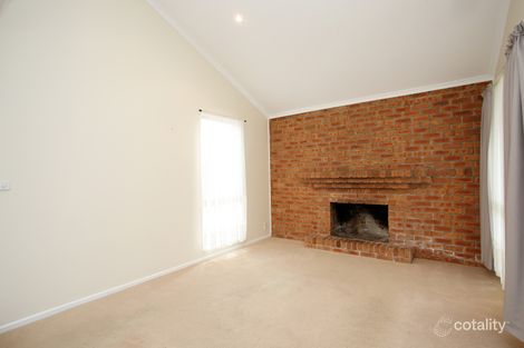 Property photo of 17 Hopwood Court Narre Warren South VIC 3805