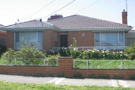 Property photo of 16 Eagle Avenue Kingsbury VIC 3083