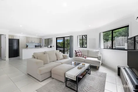 Property photo of 3/114 Wunburra Circle Pacific Pines QLD 4211