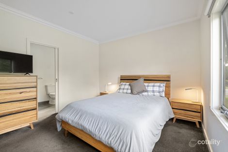 Property photo of 2 Bayview Avenue Rosebud VIC 3939