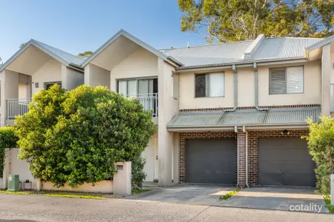 Property photo of 27 Firetail Circuit Cranebrook NSW 2749