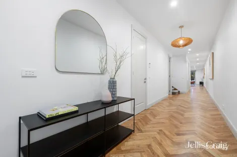 Property photo of 2C Carolyn Street Hampton VIC 3188