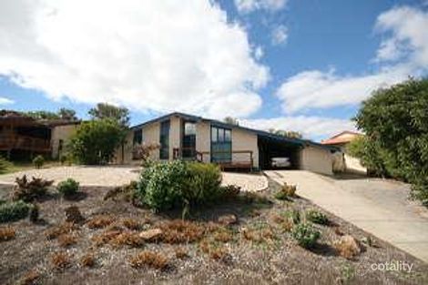 20 Mayflower Cres, Hallett Cove, SA 5158