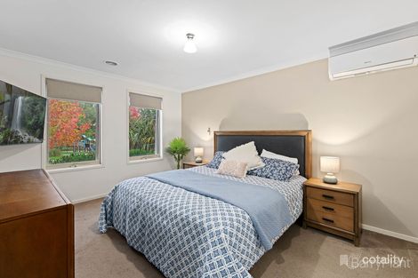 Property photo of 128 Windermere Boulevard Pakenham VIC 3810