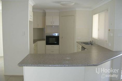 Property photo of 15 Yaraan Crescent Beachmere QLD 4510