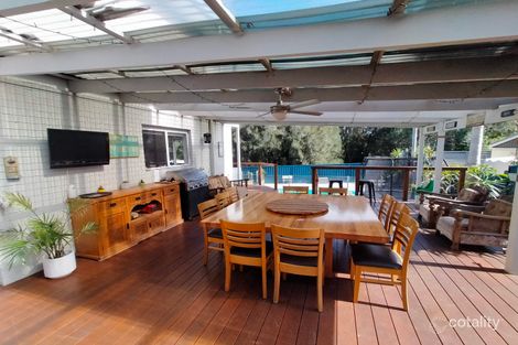 Property photo of 115 Ocean Beach Drive Shellharbour NSW 2529