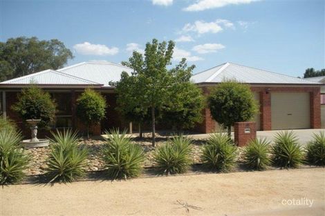Property photo of 45 Newton Circuit Thurgoona NSW 2640