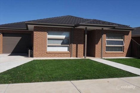 2/7 Huxtable Ave, Altona North, VIC 3025