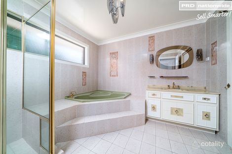 Property photo of 29 Henwood Avenue Kooringal NSW 2650