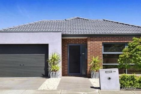 7 Donald Pl, Brassall, QLD 4305