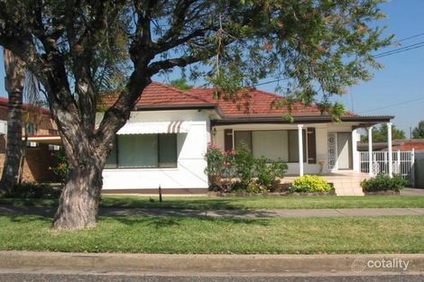 10 Drake St, Panania, NSW 2213