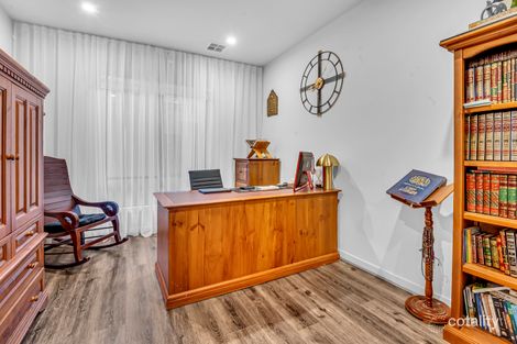 Property photo of 18 Amira Road Greenvale VIC 3059