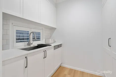 Property photo of 79 Kempsie Road Upper Mount Gravatt QLD 4122