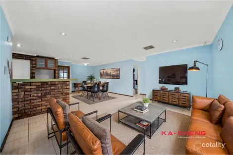 Property photo of 547 Walter Road East Bayswater WA 6053