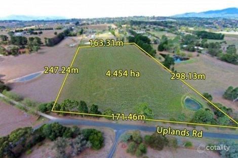 8 Uplands Rd, Chirnside Park, VIC 3116