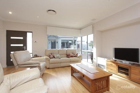 Property photo of 1/451 Riverton Drive East Riverton WA 6148