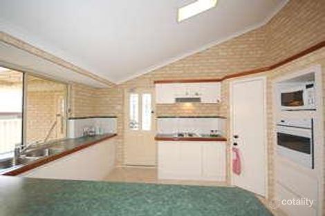 Property photo of 40 Manchester Drive Hocking WA 6065