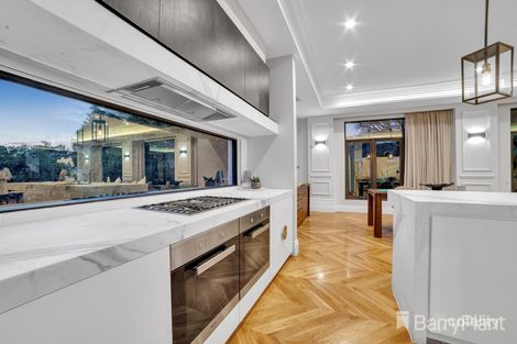 Property photo of 6 Milloo Crescent Mount Waverley VIC 3149