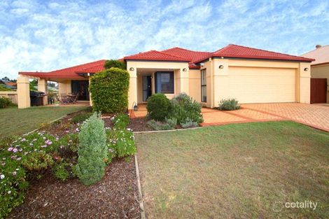 18 Lakeside Cct, Sinnamon Park, QLD 4073