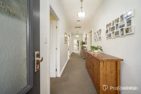 Property photo of 4-6 Cameron Street Hamilton VIC 3300