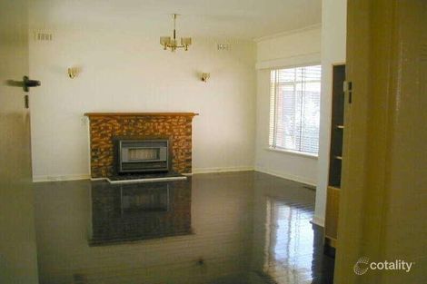 Property photo of 15 Bennett Parade Kew East VIC 3102