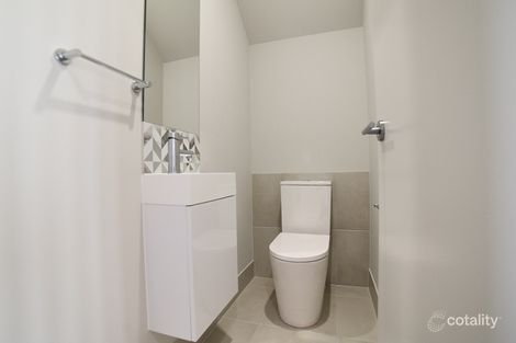 Property photo of 2/33 Oakover Crescent Nirimba QLD 4551