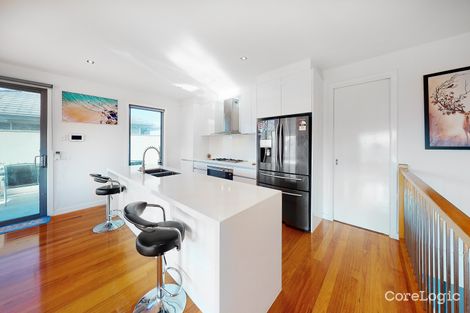 Property photo of 2/6 Fenacre Street Strathmore VIC 3041