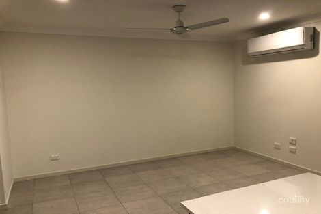 Property photo of 1/3 Mount Mitchell Street Park Ridge QLD 4125