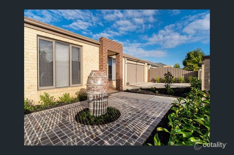 Property photo of 101 Diamond Parade Skye VIC 3977