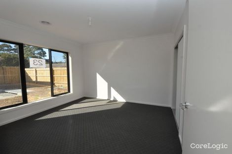 Property photo of 10 White Flats Terrace Croydon VIC 3136
