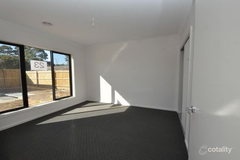 Property photo of 10 White Flats Terrace Croydon VIC 3136