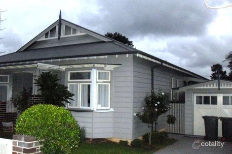 11 The Avenue, Bellambi, NSW 2518