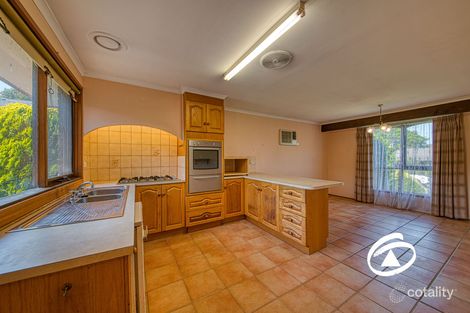 Property photo of 53 Franleigh Drive Narre Warren VIC 3805