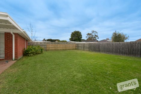 Property photo of 31 Tarcoola Drive Narre Warren VIC 3805