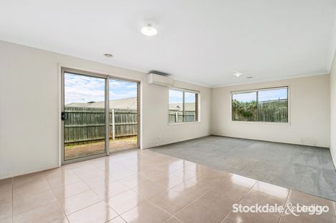 Property photo of 18 Mountain Grey Circuit Morwell VIC 3840