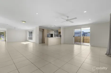 Property photo of 2 Macdonald Place Carseldine QLD 4034