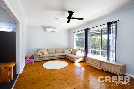 Property photo of 5 Haslemere Crescent Buttaba NSW 2283