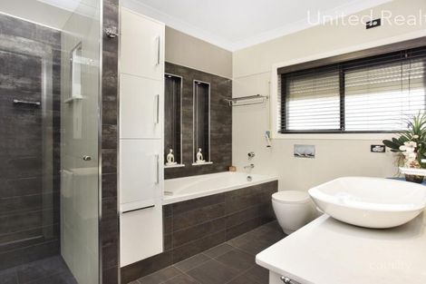 Property photo of 48 Boomerang Road Edensor Park NSW 2176