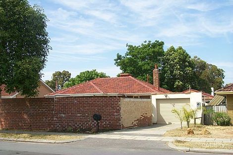 375 Hardey Rd, Cloverdale, WA 6105